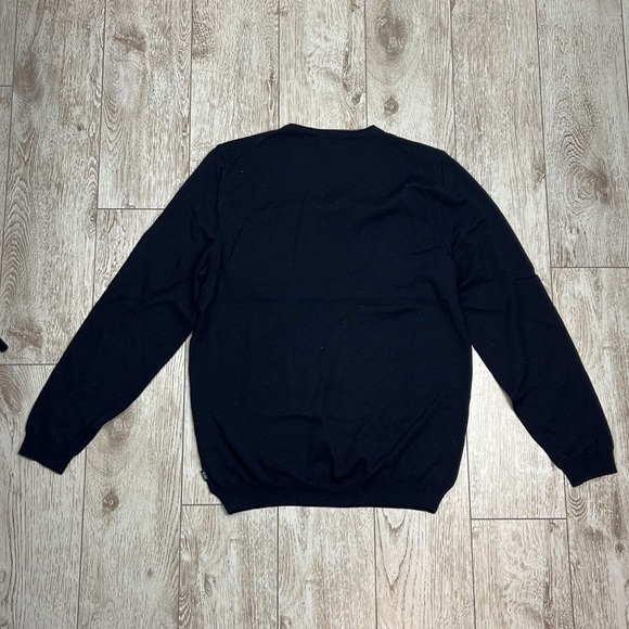 Beautiful Hugo Boss merino wool sweater size XL - Picture 4 of 4